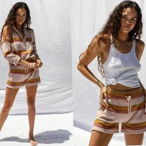 Jen's Pirate Booty Chill Out Shorts in Swiss Alp Stripe NEW WITH TAG Size S - Picture 5 of 6